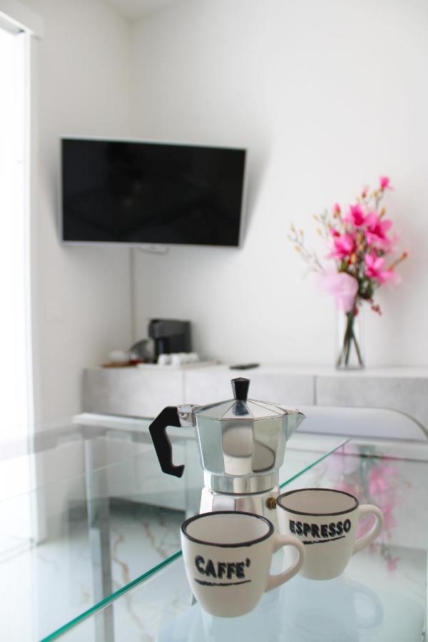 the SIVA apartments - Via Volta, 165 - B&B Sanremo