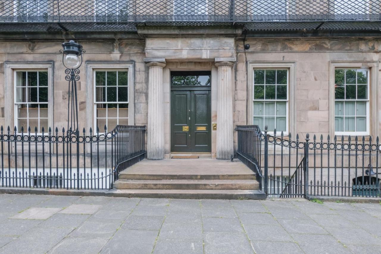 Elegant Georgian Retreat with Views of Arthurs Seat - Chambres d'hôtes Édimbourg