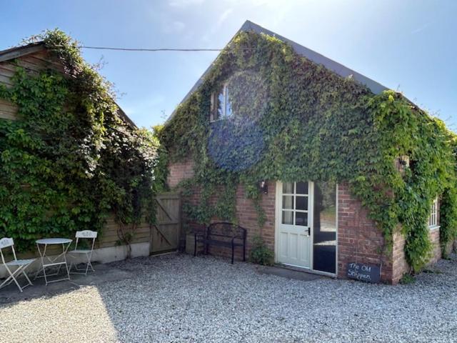 The Old Shippen, Drewsteignton - Bed and Breakfast Exeter
