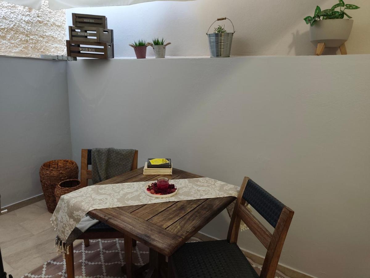 Elenis Apart - Chambres d'hôtes Kefalos