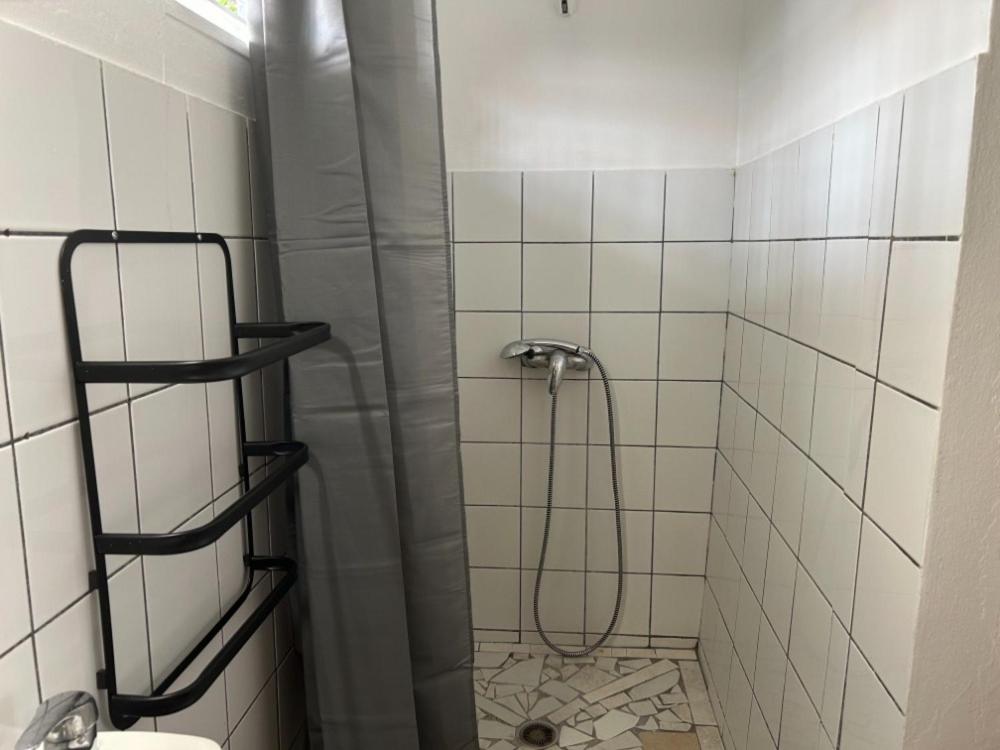Studio Relais Les Abymes - Chambres d'hôtes Les Abymes