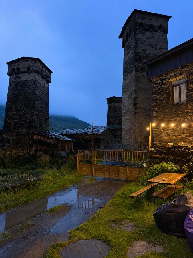 Nizharadze's Tower - Bed and Breakfast Ushguli