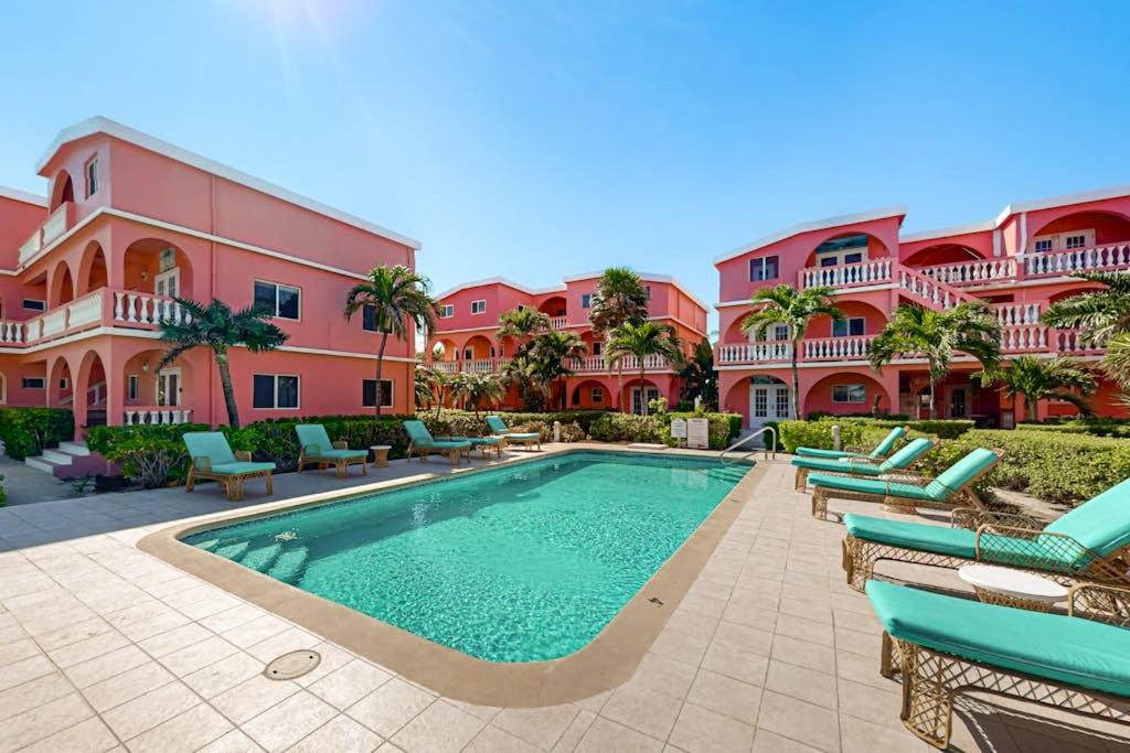 Saponaria 21-22 at Caribe Island Gold Standard Certified - Chambres d'hôtes San Pedro