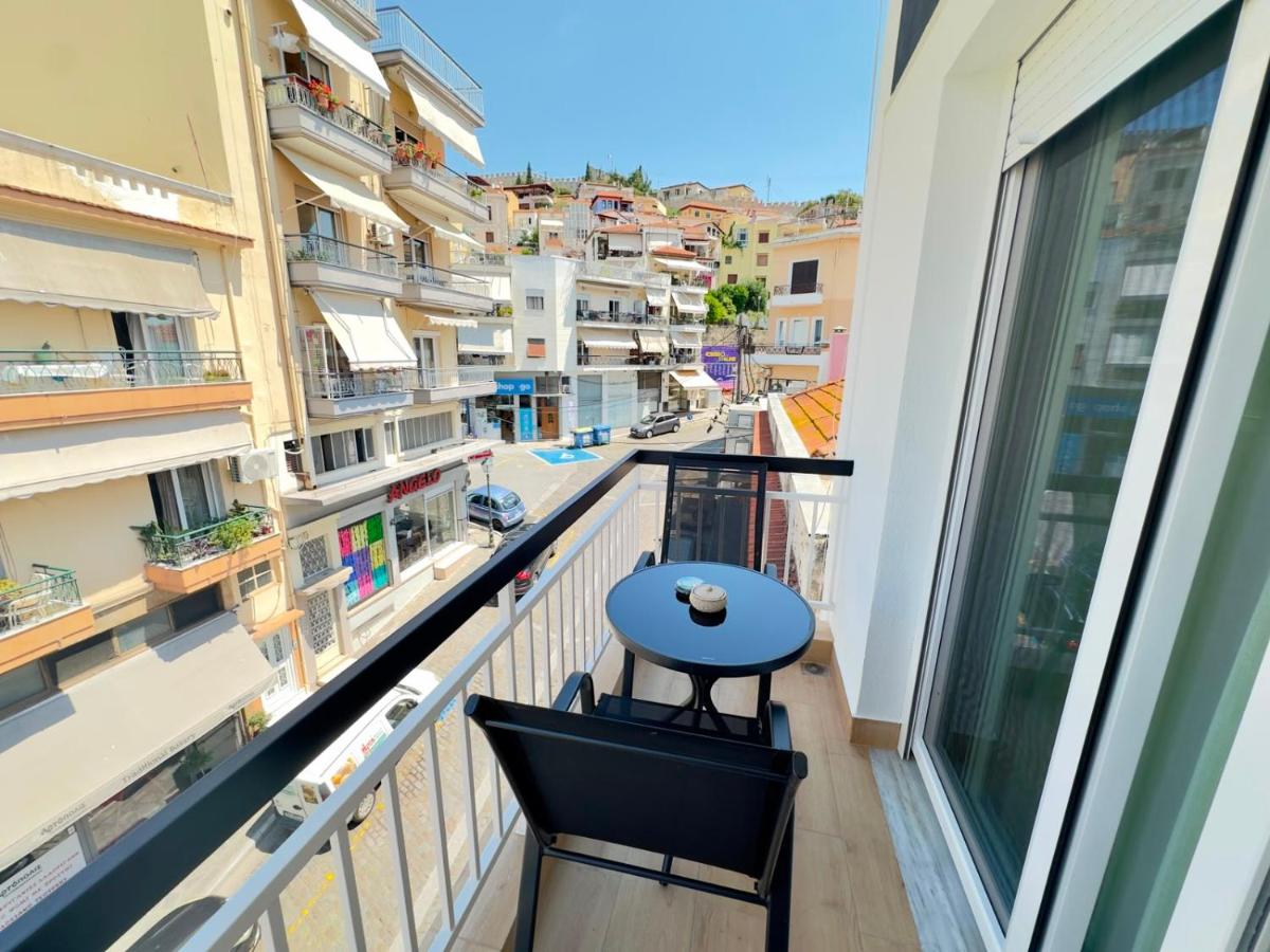 GM Harbor Apartment - B&B Kavala