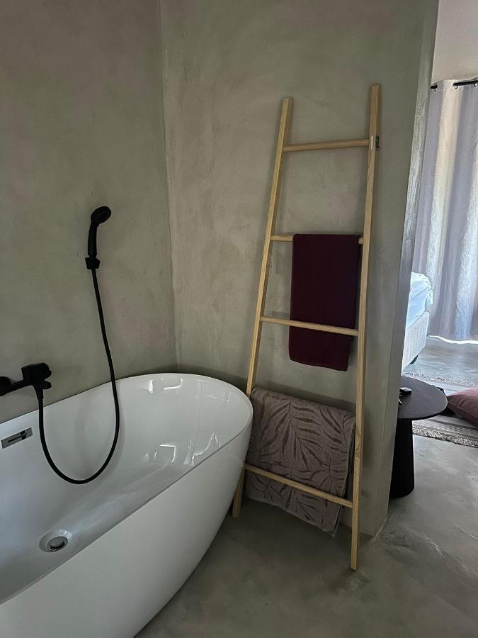 Moyo Bush Villa - Brand new - Pool - Bath - Boma - Braai - B&B Marloth Park