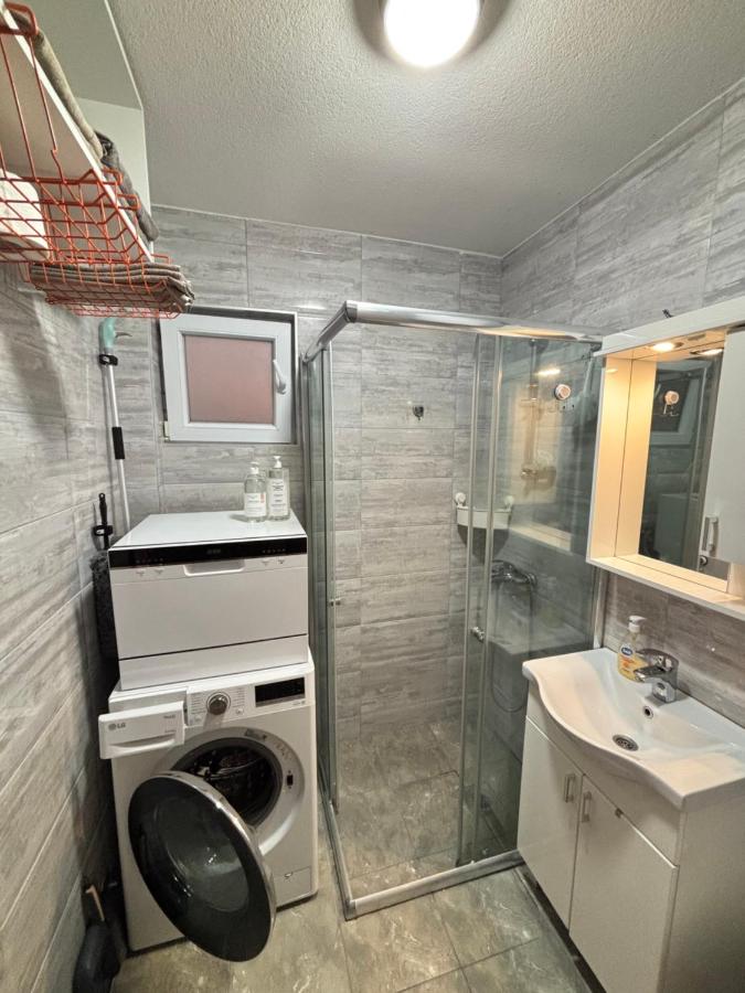 Студия в Добра Вода - Ferienwohnung Bar
