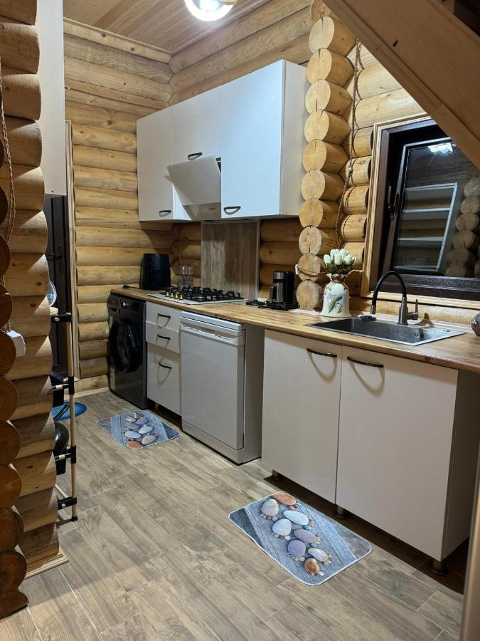 Wooden House - B&B K'obulet'i