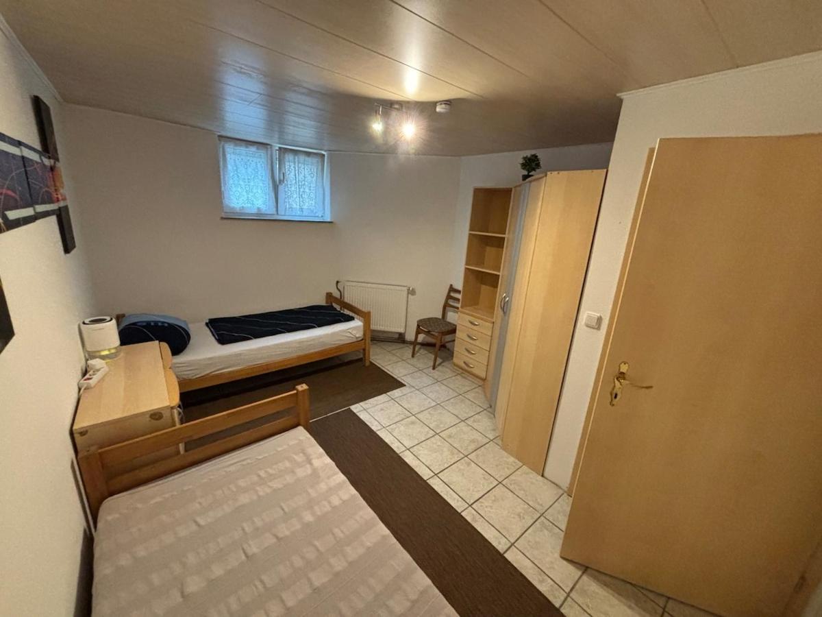 Ferienwohnung Monteurzimmer - Chambres d'hôtes Mengkofen