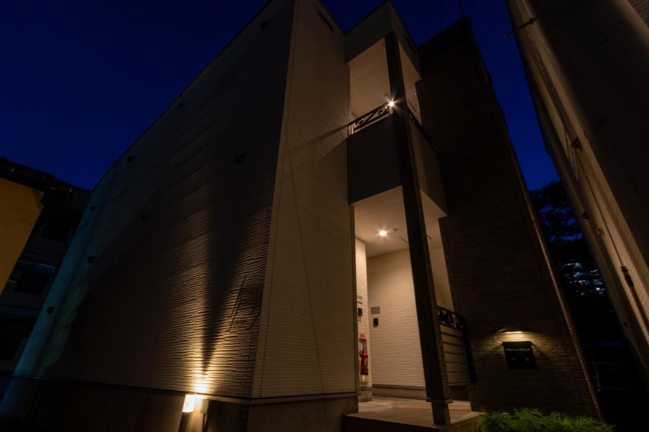 Florence M's Hakata - B&B Fukuoka