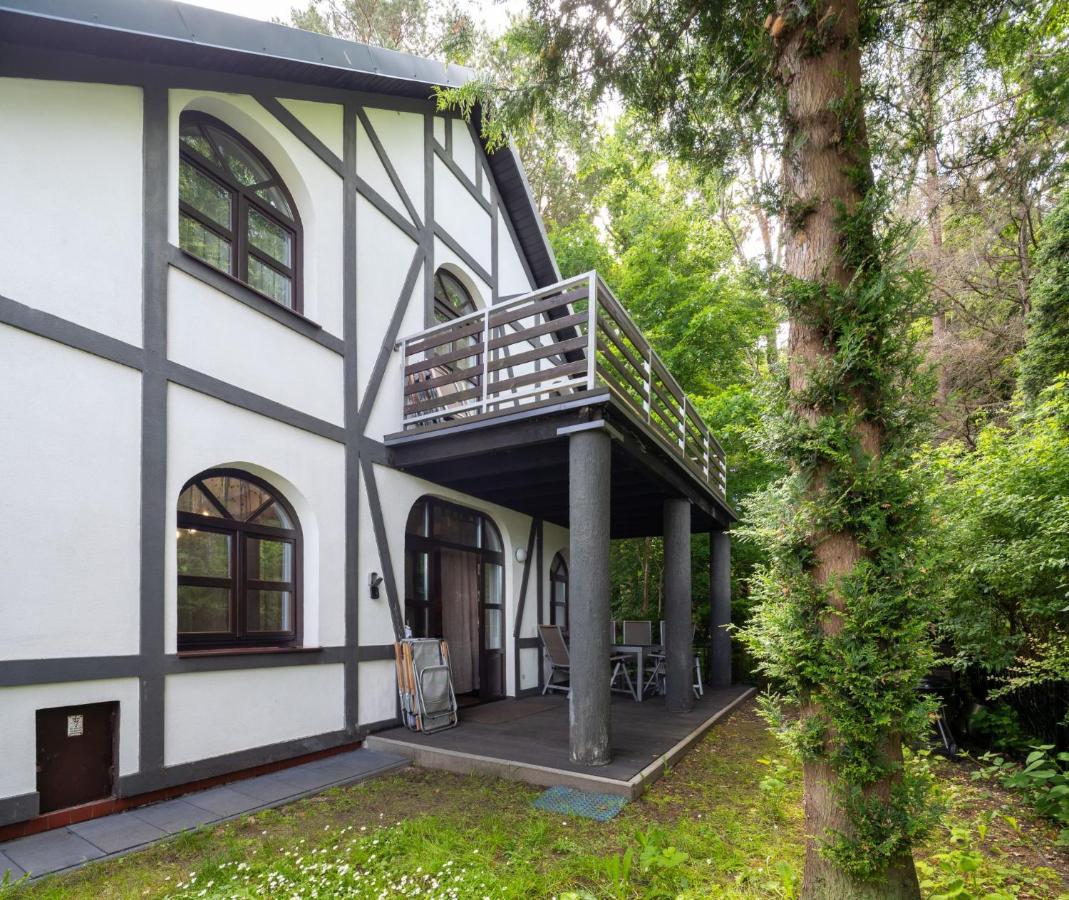Villa Bursztynek - B&B Poddąbie