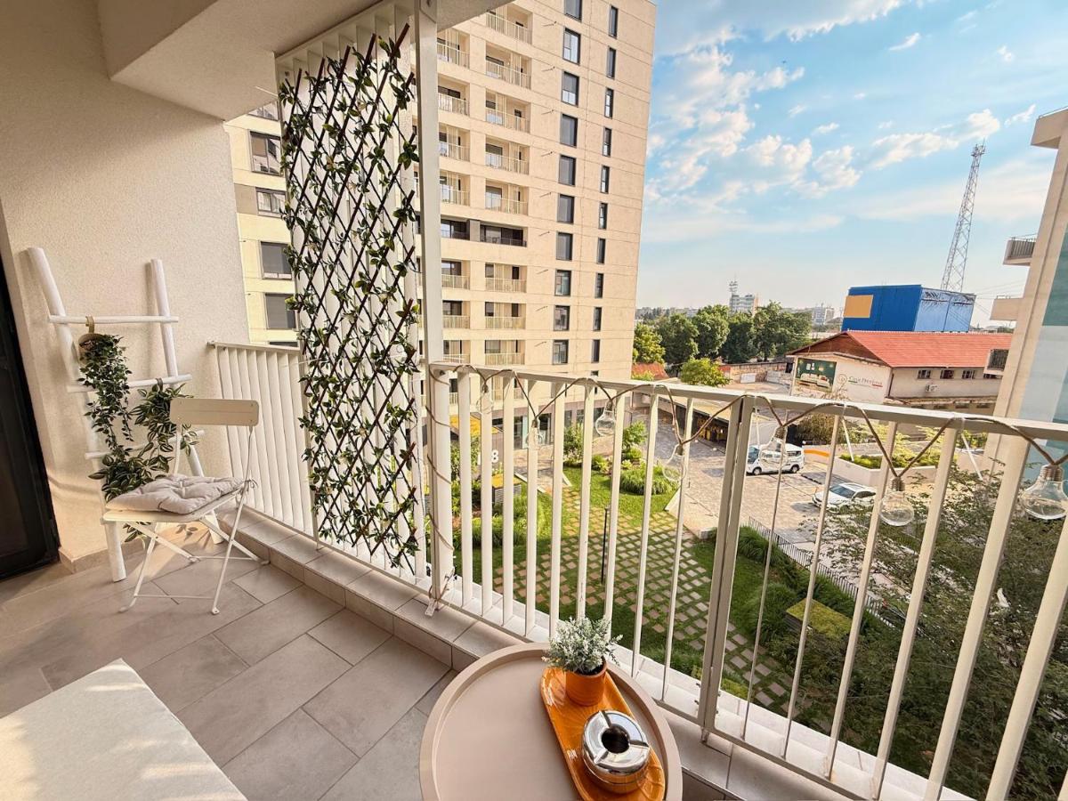 FINEST CityCenter Stay with FREE GARAGE - B&B Timişoara