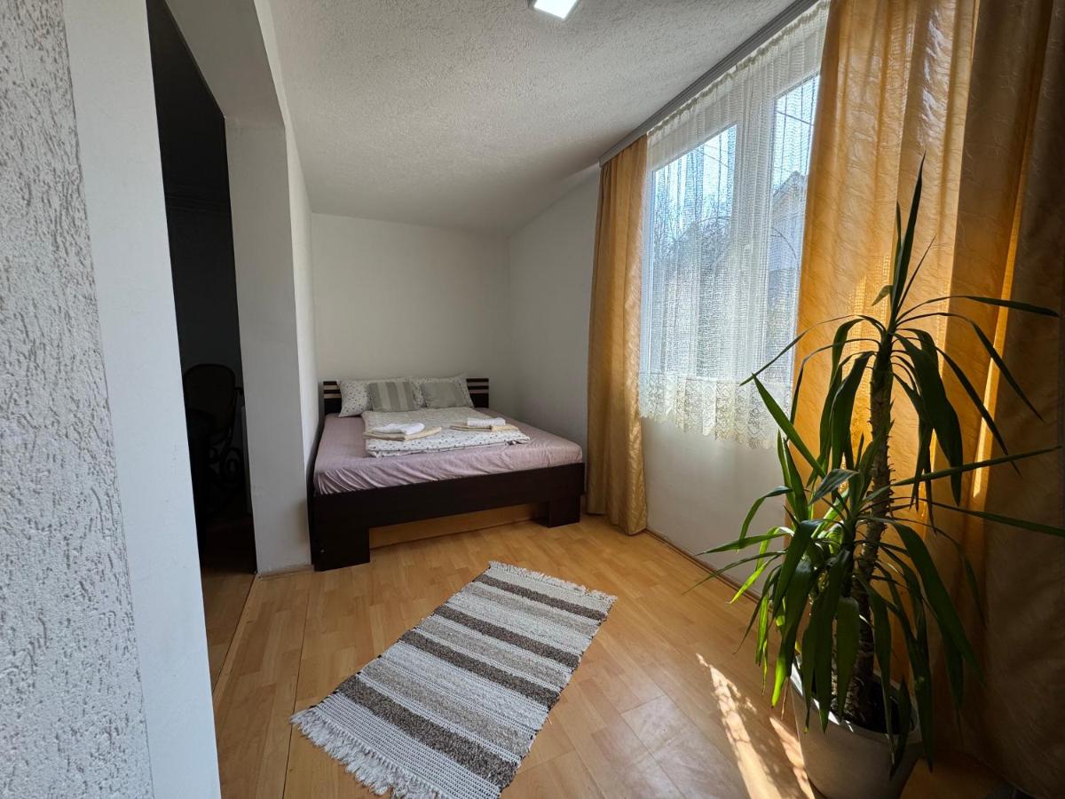 Studio Apartman Đurđevak 2 - Chambres d'hôtes Banja Koviljača