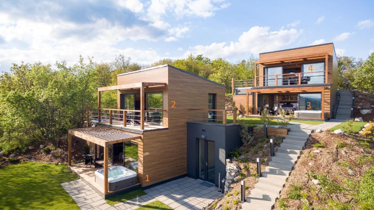 Szarvashegy Panoráma Apartman - B&B Szentendre