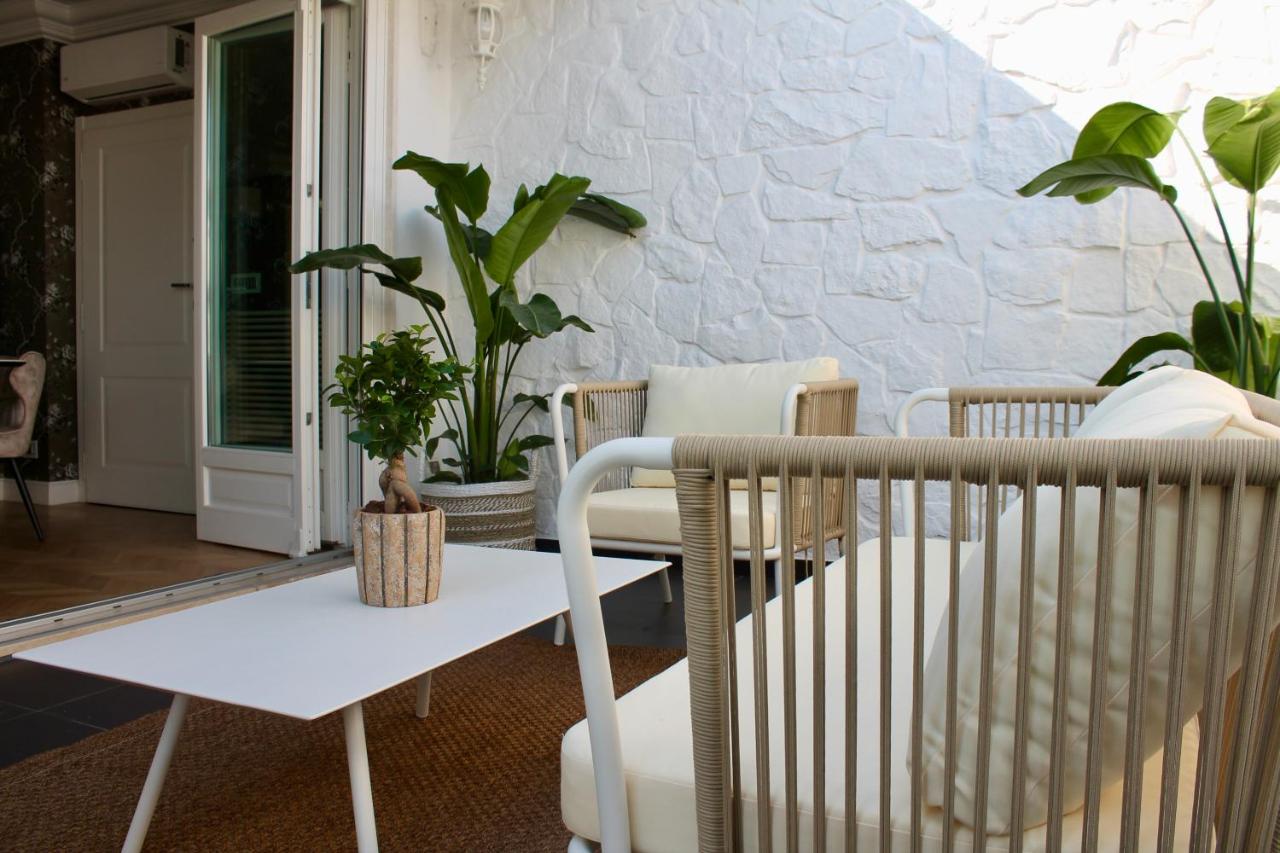 San Marco Home - Elegant Loft with Terrace and Private Parking - Bari - Bed and Breakfast Bari