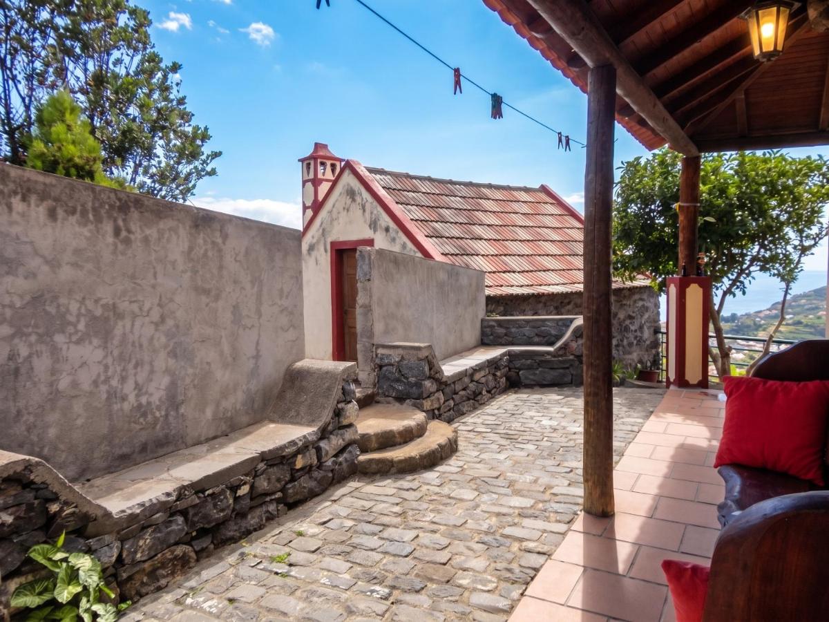 Charming lodge in Ponta do Sol with private pool - B&B Ponta do Sol