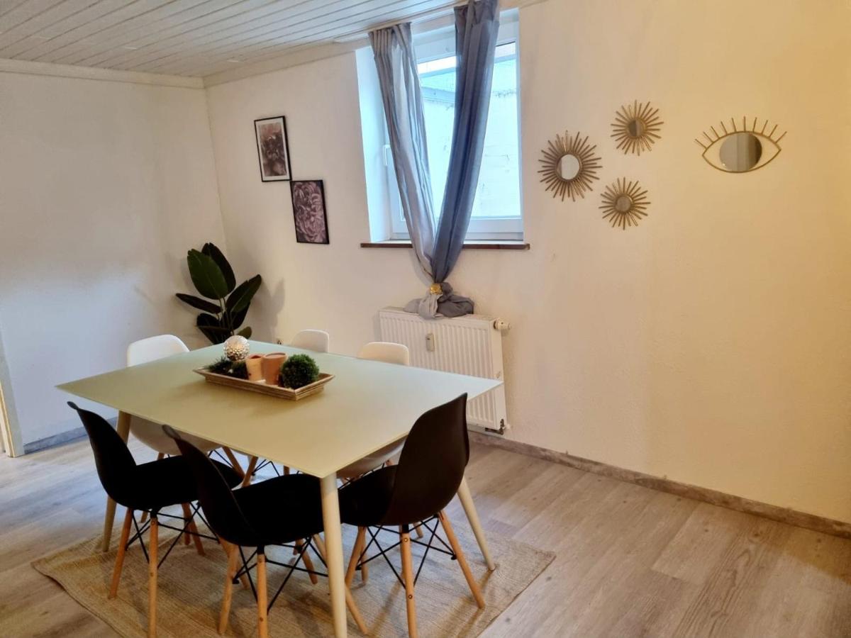 Cosy Apartment in Groß-Rohrheim – 87 m² – Sunny Terrace - Chambres d'hôtes Groß-Rohrheim