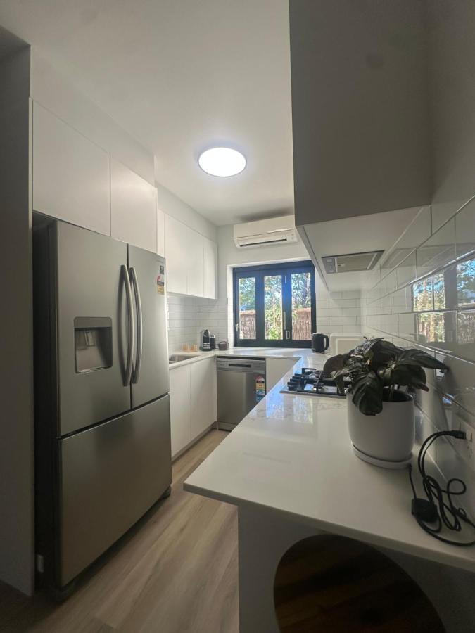 Stylish Home Near Adelaide Showground - Chambres d'hôtes Kalkarindji