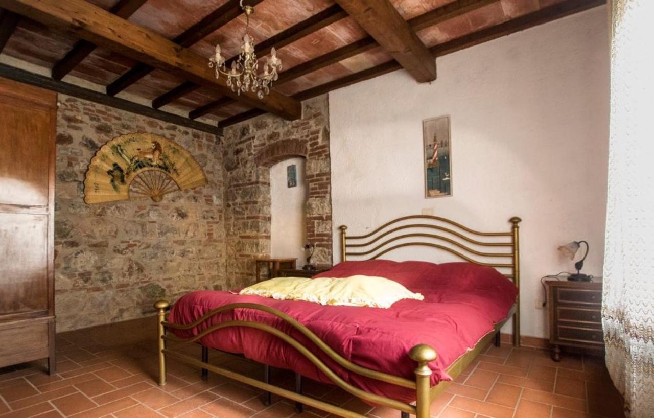 Spacious Apartment in Massa Marittima with Shared Pool - Bed and Breakfast Massa Marittima