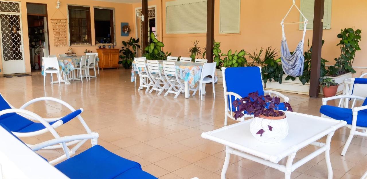 Studio accueillant à Baie Mahault - 20 m² avec piscine privée - B&B Baie-Mahault