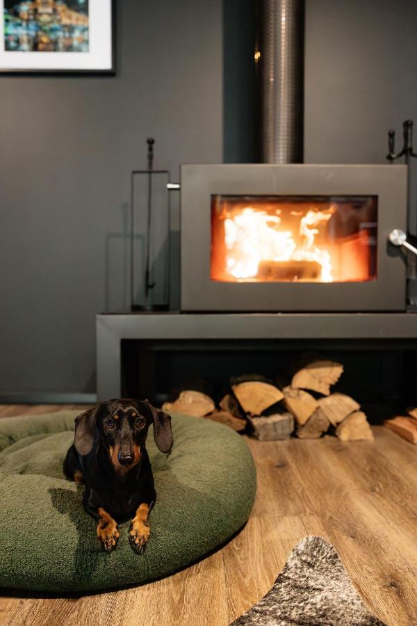 Black Diamond - Pet Friendly, Magnesium Spa - B&B Bright