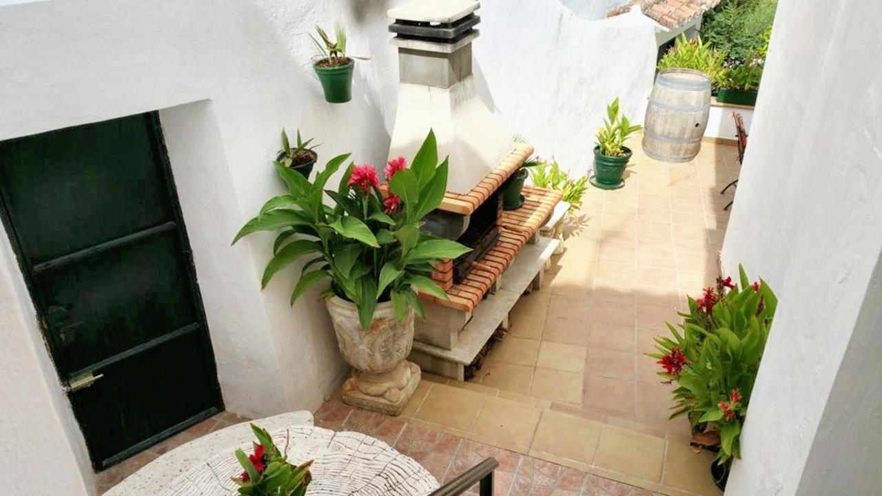 Charming house with private pool and mountain view - B&B Arriate