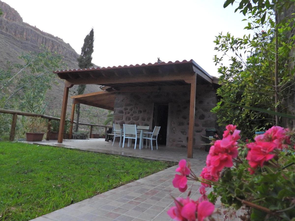 Charming House in San Bartolomé de Tirajana with Jacuzzi - B&B San Bartolomé de Tirajana