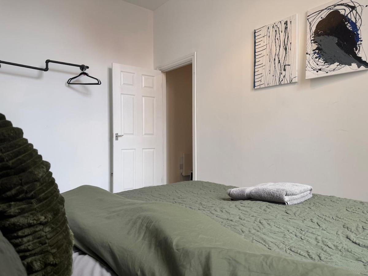ResiLets -5 - Quayside Stays 2Br Apartment - B&B Blyth