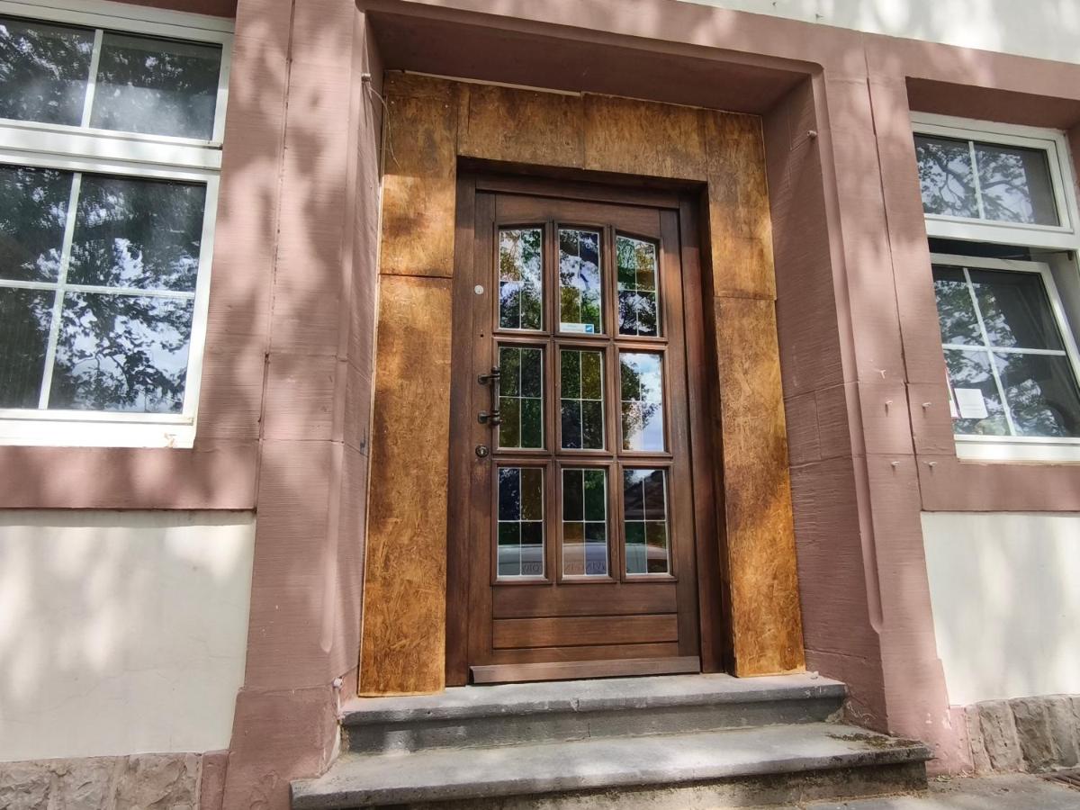 Alte Schule Gästehaus - Klassenzimmer Loft - B&B Bitburg