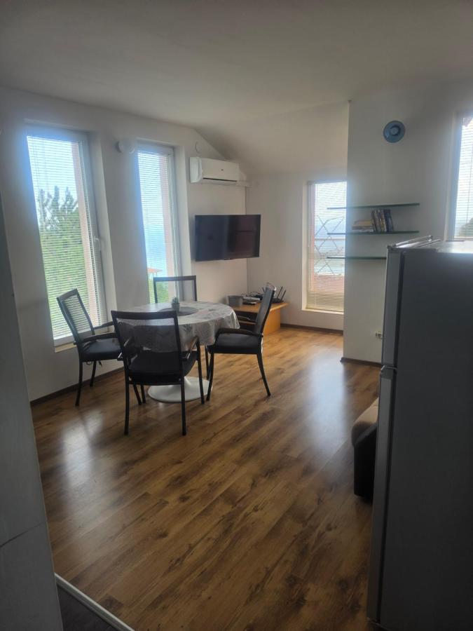 Seaview apt. 3 complex Karia - B&B Kavarna