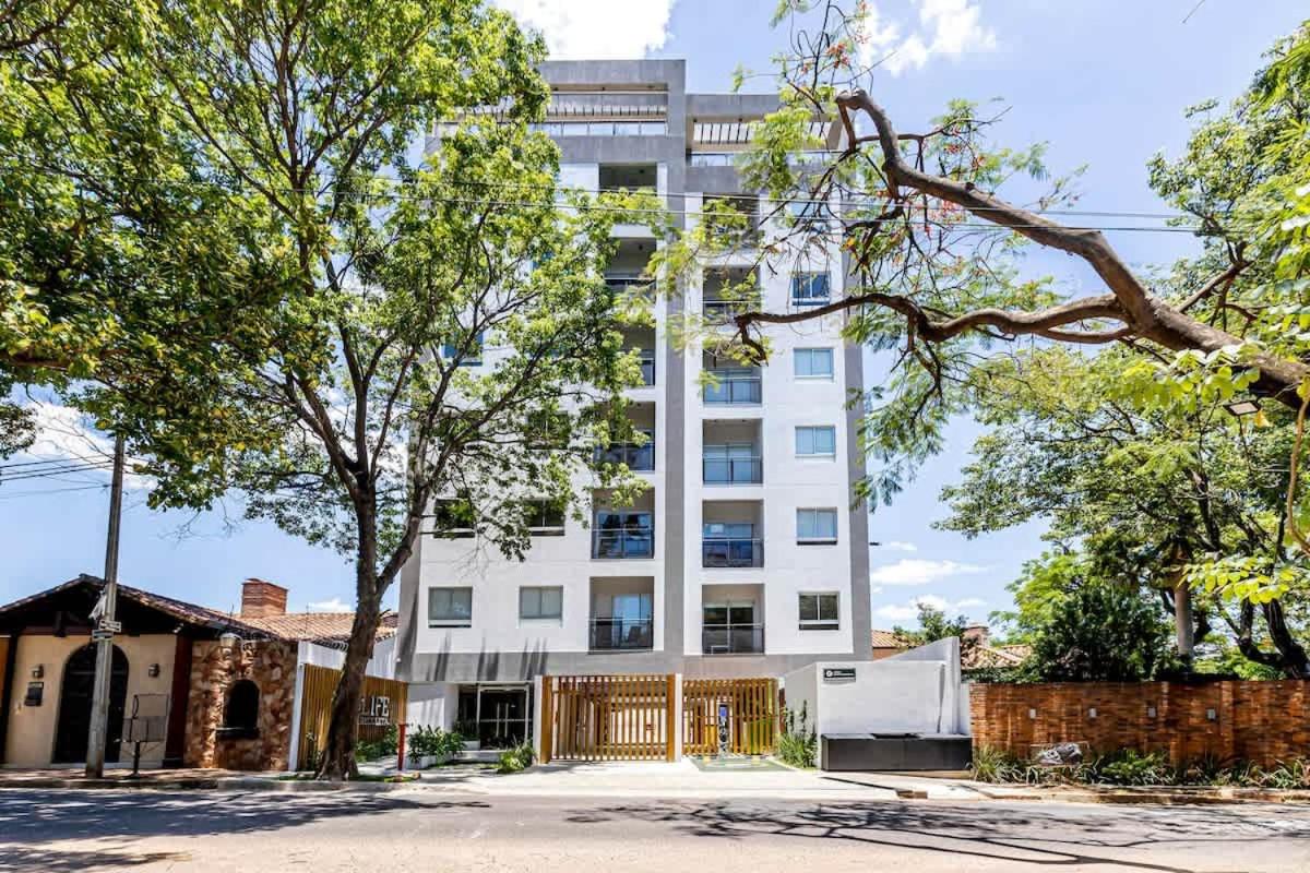 Sky Stays at Asuncion Cozy & Bright 1 BDR - Bed and Breakfast Asunción