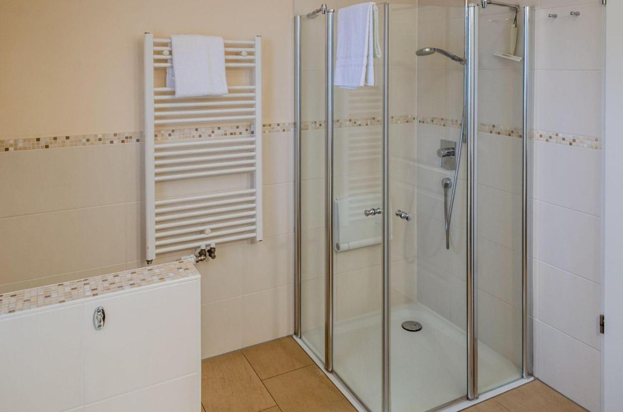 Hafendomicil Appartement WH14 - Möwe - B&B Waren