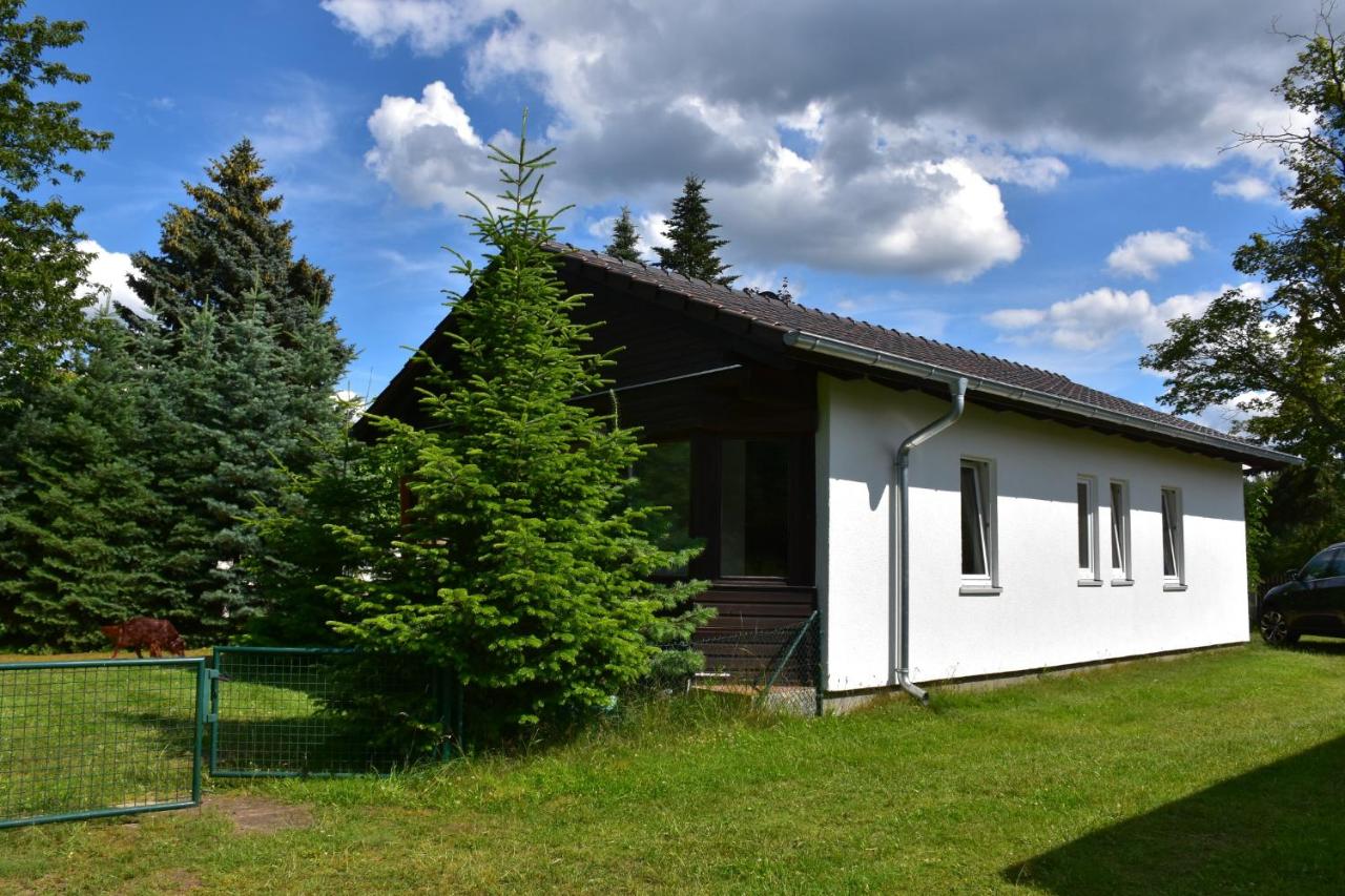 Ferienhaus in Canow am Labussee - Ferienwohnung Canow