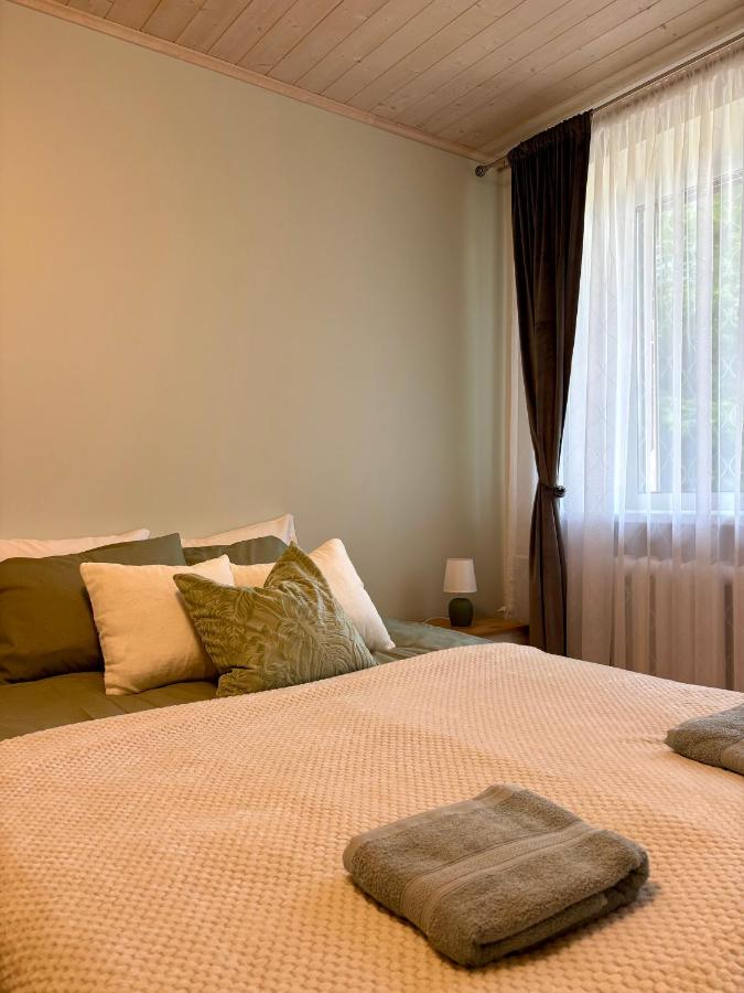 Kuressaare Bright Apartment - Chambres d'hôtes Kuressaare