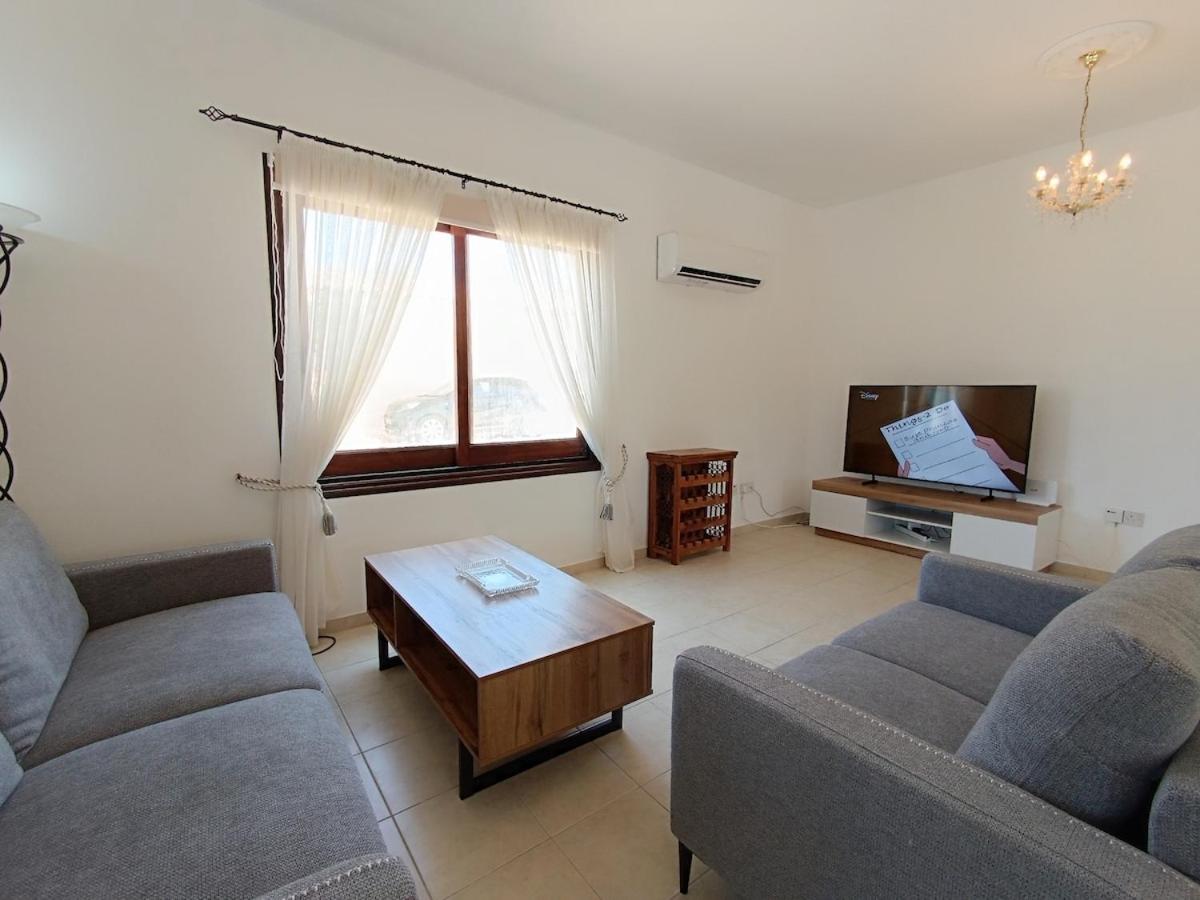 Lovely seaview villa near Sea Caves, Paphos - Ferienwohnung Pégeia