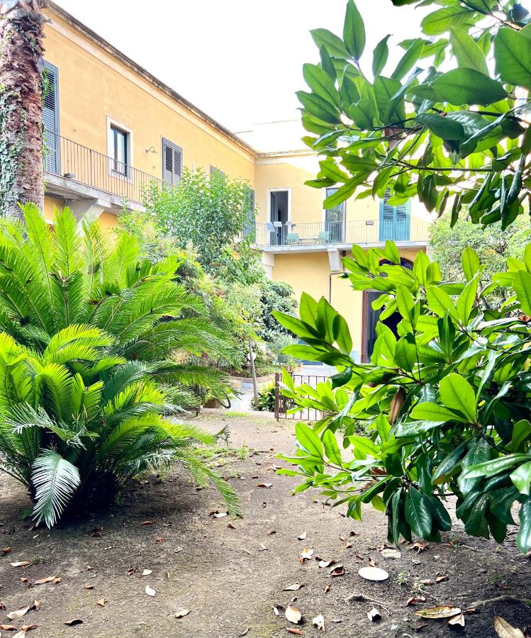 Il Nespolino - Boutique Rooms - B&B Acireale
