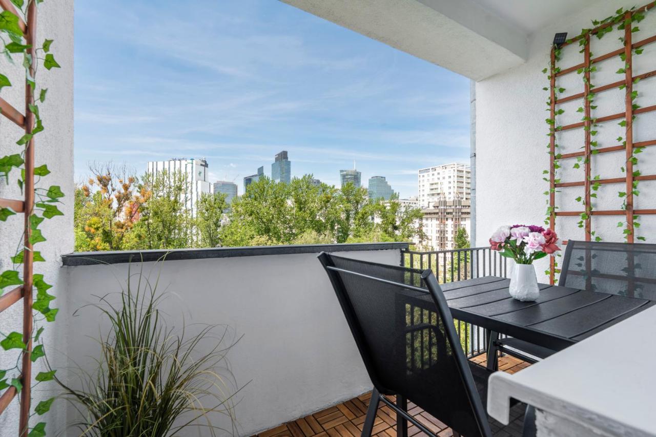 BC Gold Apartament - Ferienwohnung Warschau