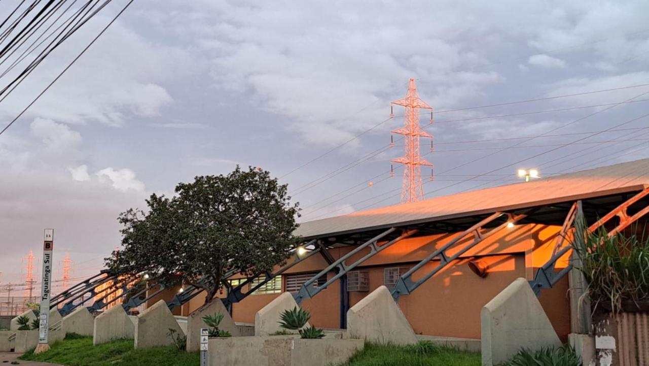 Studio Prático e Aconchegante - Metrô a 50 m - Chambres d'hôtes Brasilia