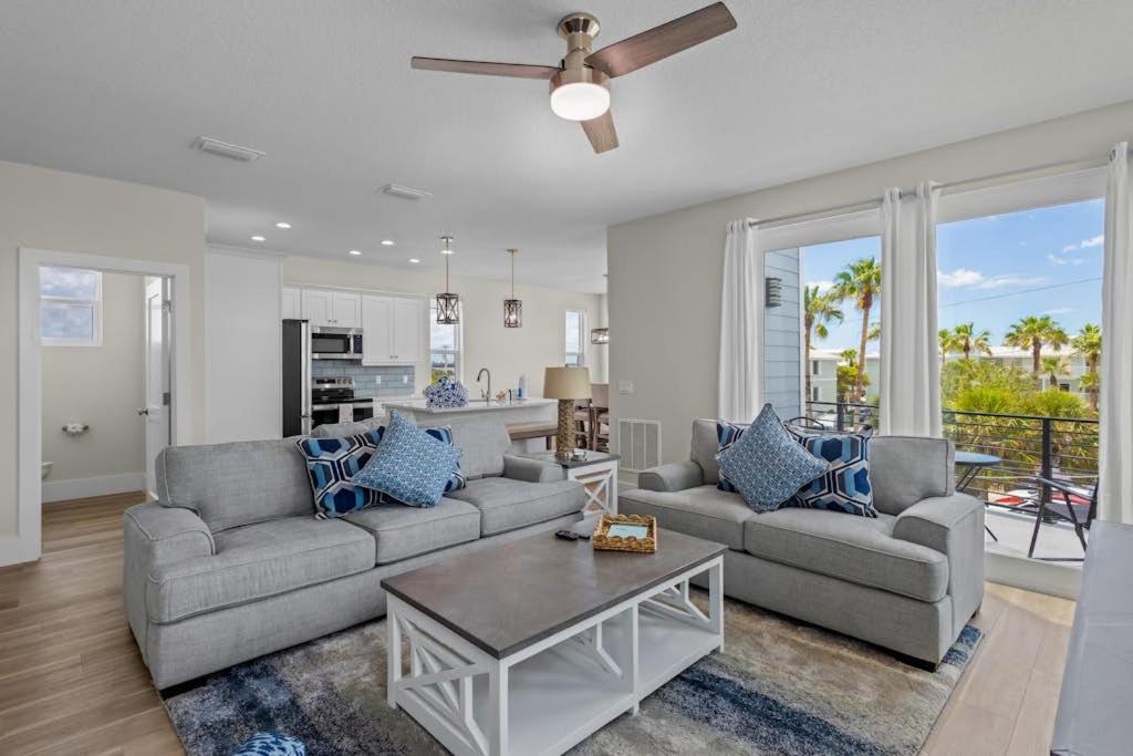 Beacon by the Sea- Unit A - Ferienwohnung Bradenton Beach