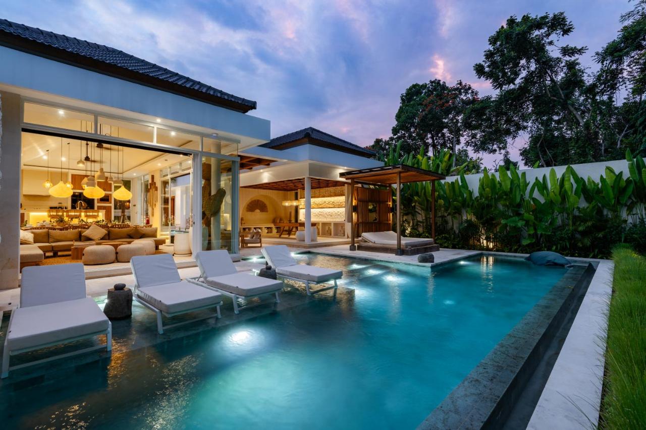 Villa Abhyanga by BaliSuperHost - Chambres d'hôtes Ubud