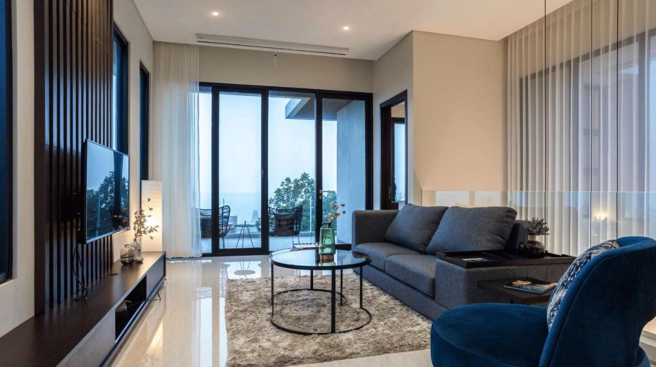 Alcola Boutique Villa - Astonia Unit - B&B Batu
