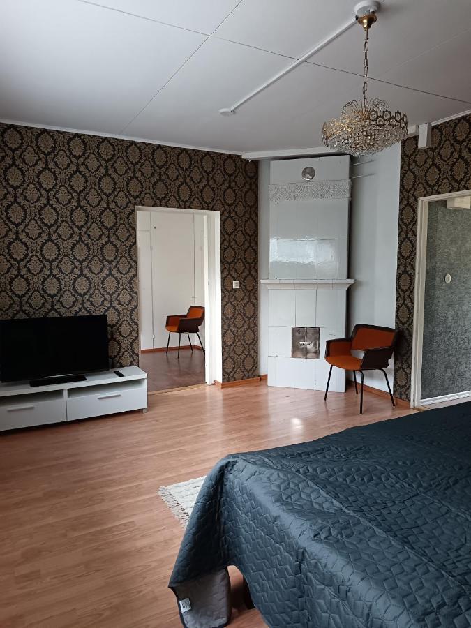 Apartment in the center of Kristiinankaupunki - Chambres d'hôtes Kristinestad
