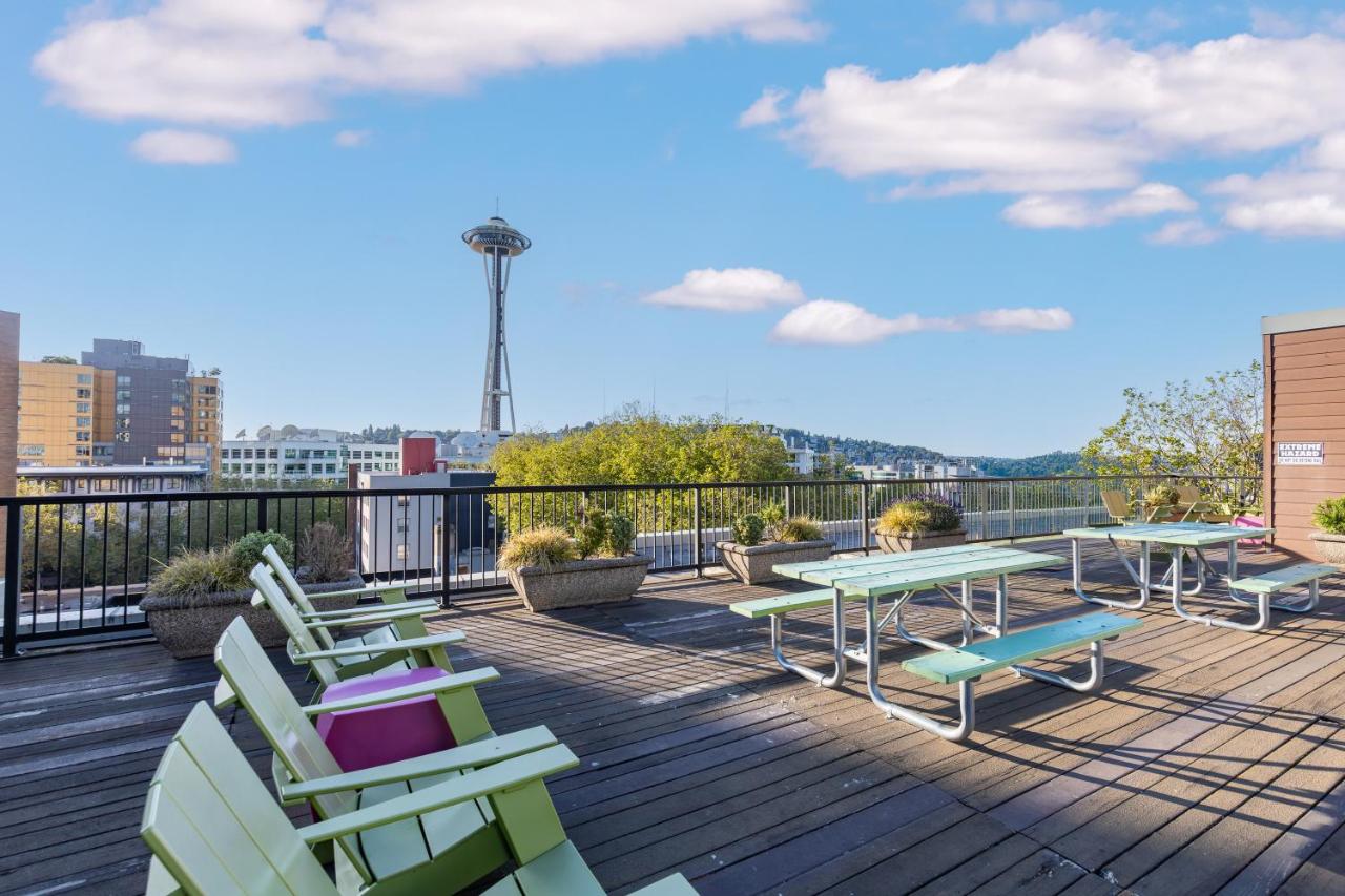 Downtown Seattle Loft with Rooftop & Skyline Views - Bed and Breakfast Seattle