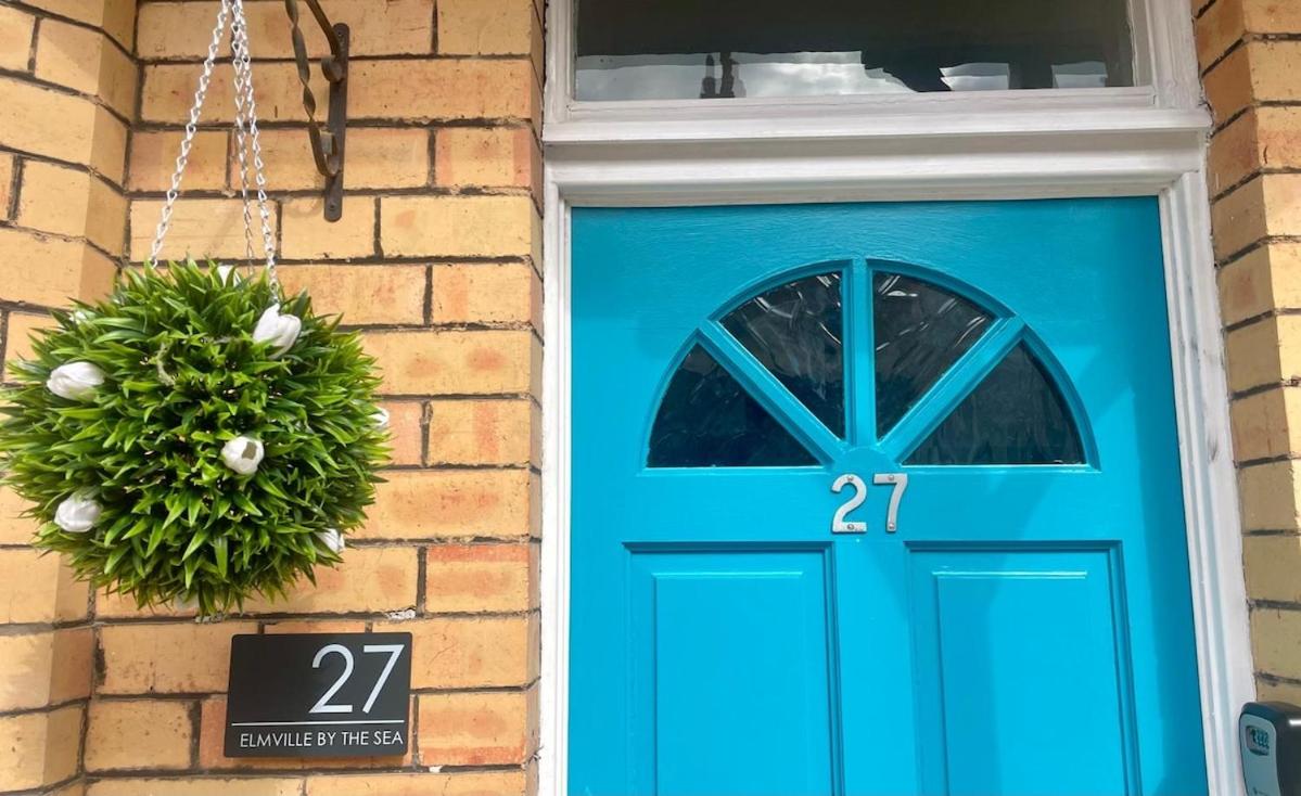 Elmville by the sea open Air Beach 10 minute walk 2 double bedrooms - Ferienwohnung Scarborough