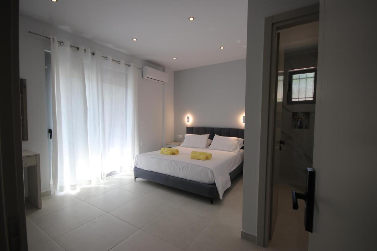 Avli Rooms - B&B Himarë