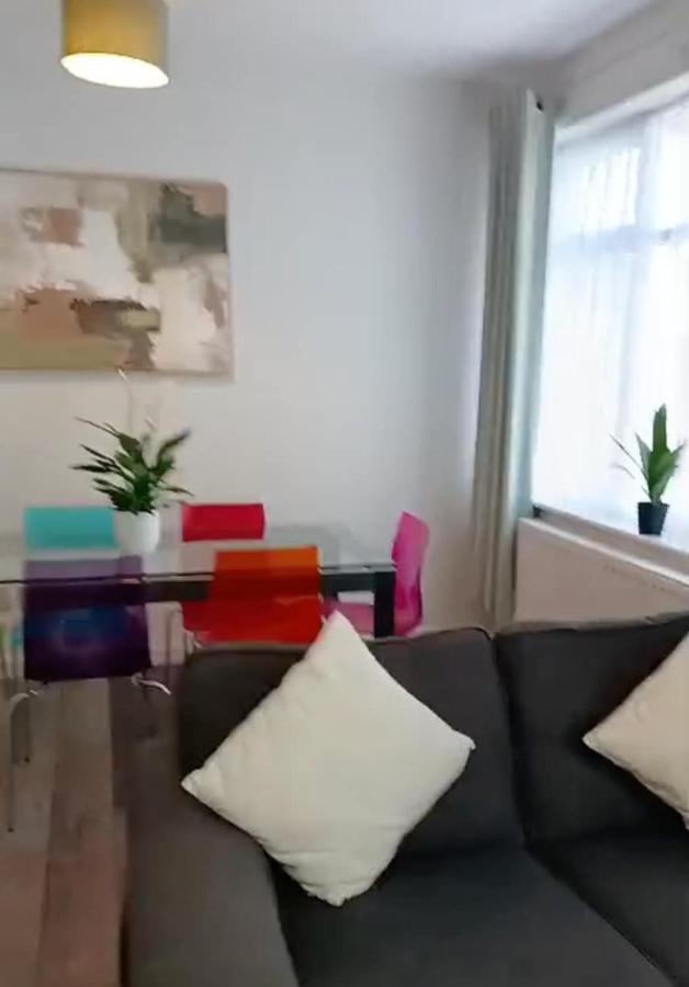 Great 1 bedroom flat in central of Southport - Ferienwohnung Southport