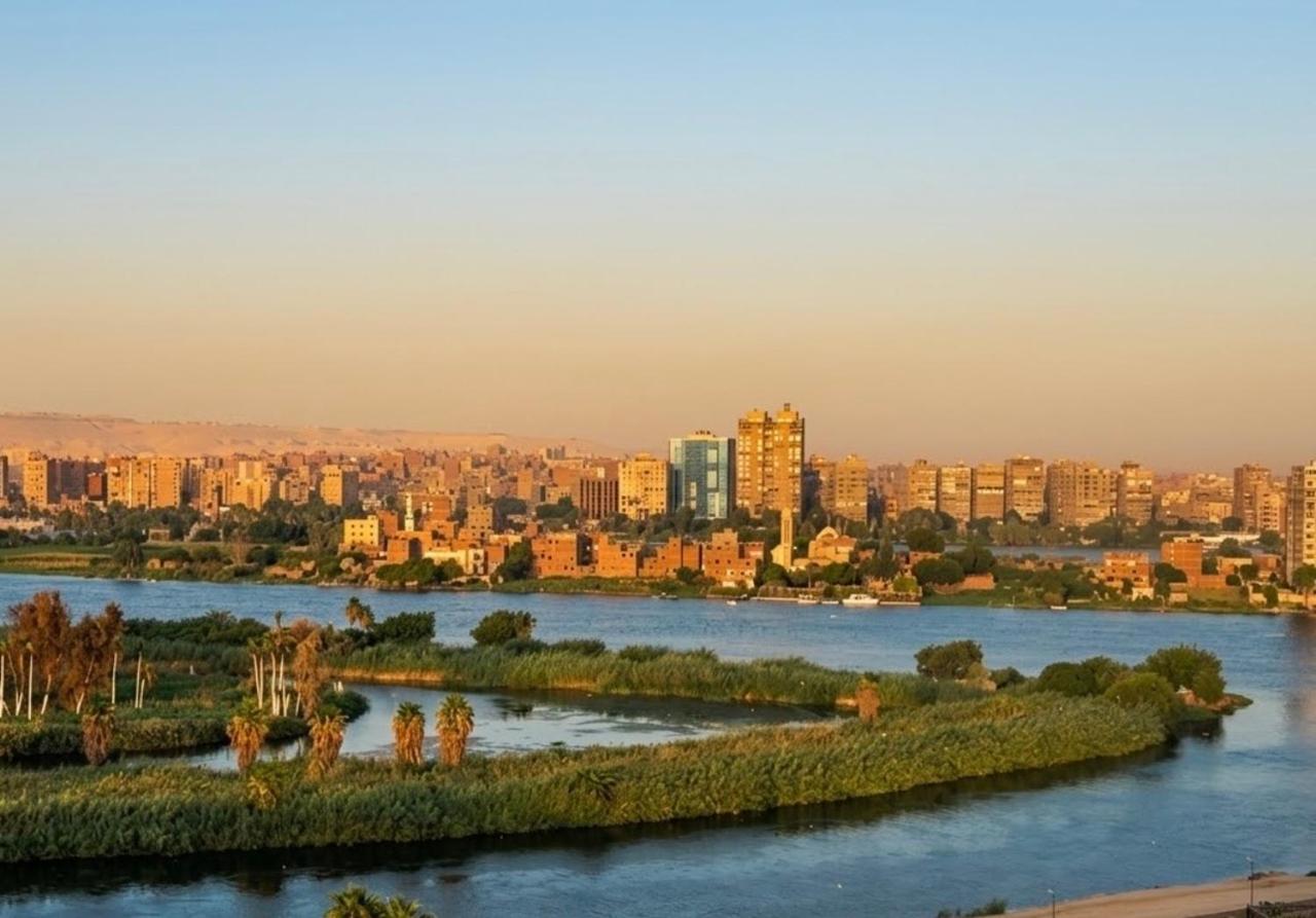 Panoramic Nile and Pharaonic Village View-1st Line - B&B Il Cairo