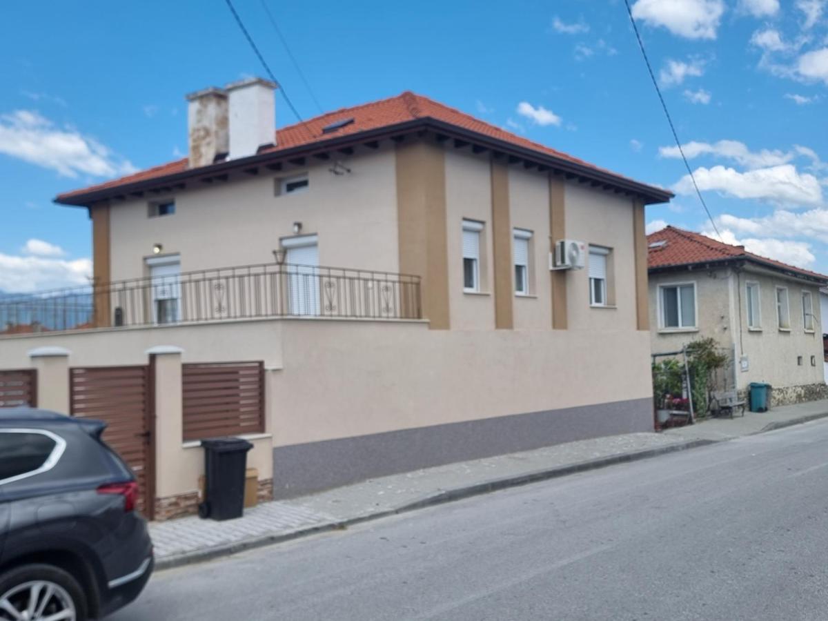 На Село - Ferienwohnung Garmen