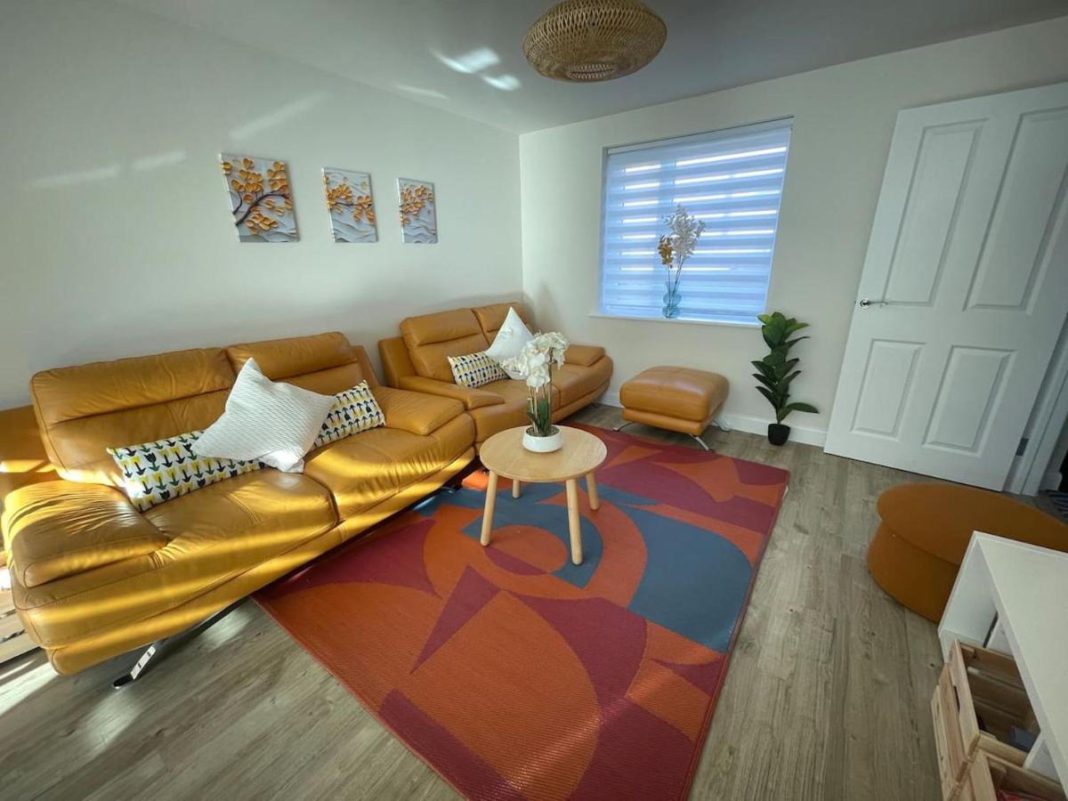 Spacious Modern 5 bed Home close to Science Park - B&B Cambridge