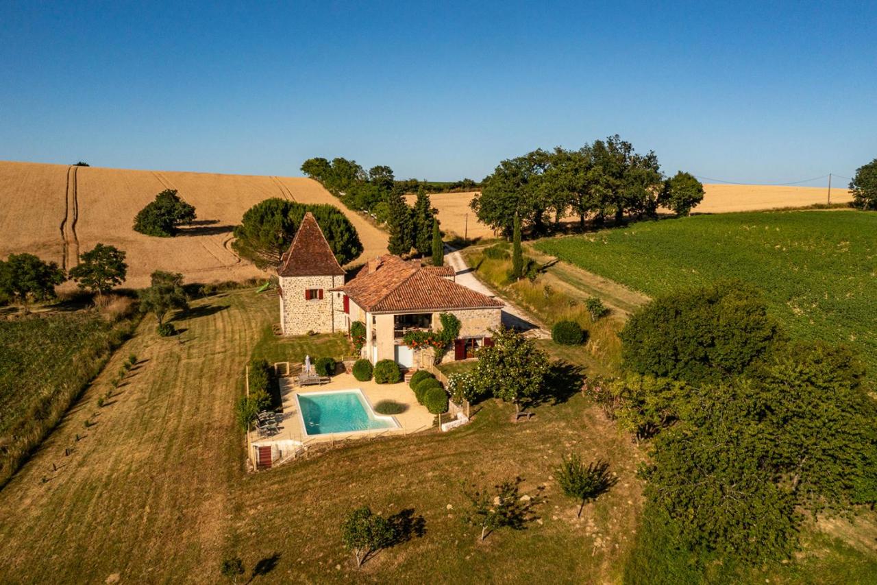 Maison 22 pers - Piscine, tennis, ping-pong, jeux enfants, pétanque entre Nérac et Condom - B&B Francescas