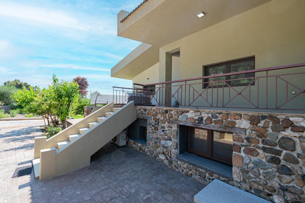 Lancaster Mansion Aquarium by Rentals Pro - Fourka Halkidiki - Bed and Breakfast Kassandria